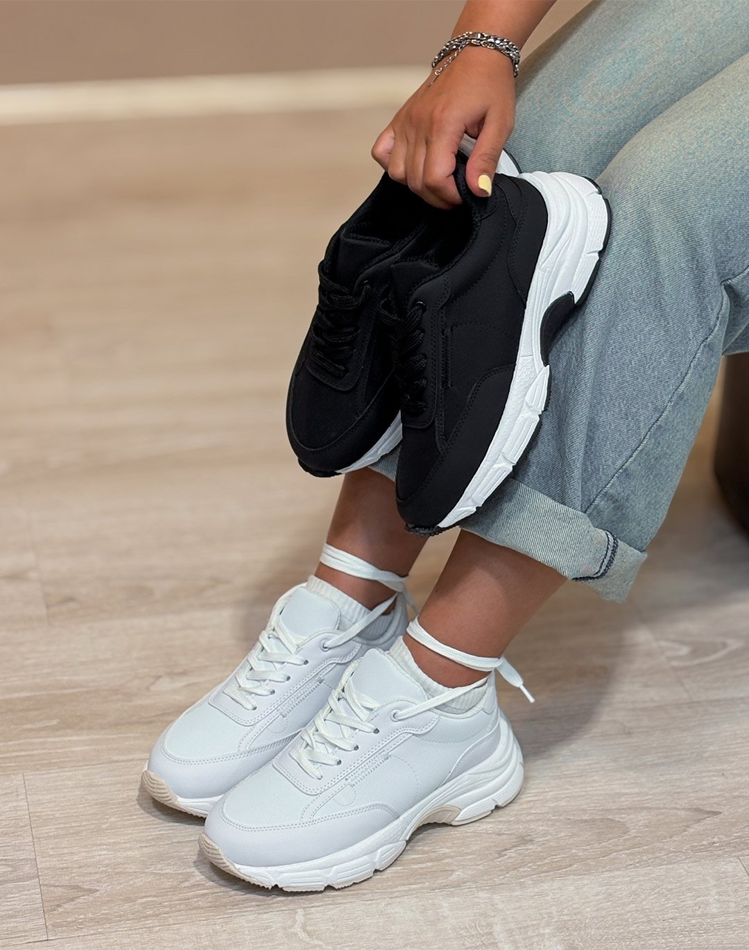 کتونی زیگزال