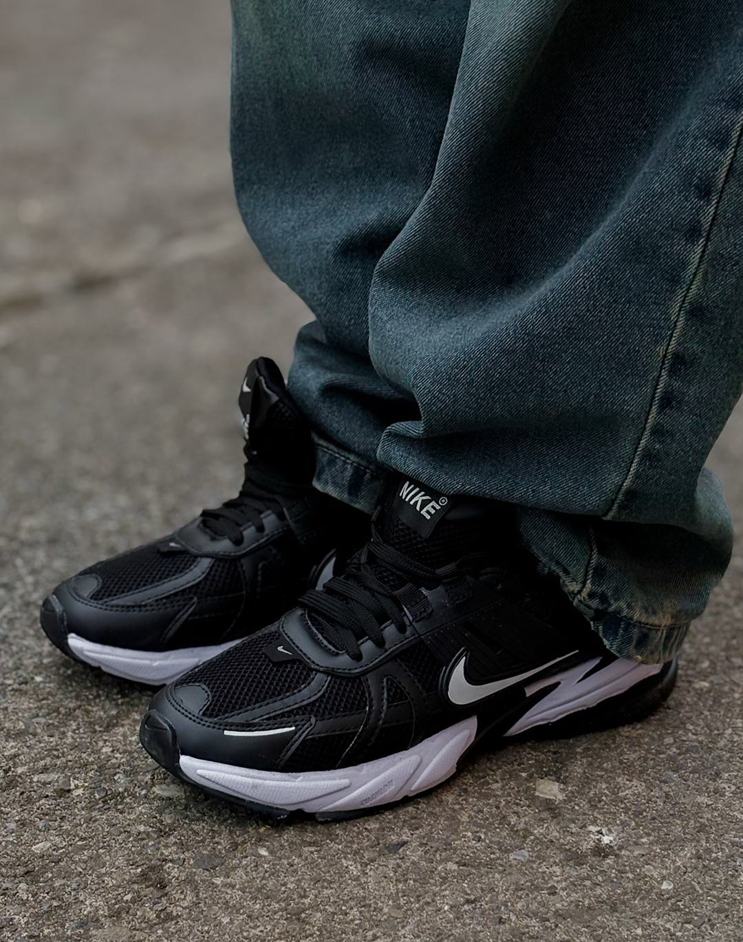 کتونی نایکی V2K  مردانه