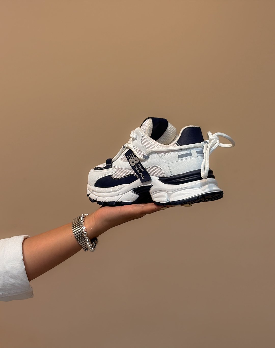 کتونی نیوبالانس تیام