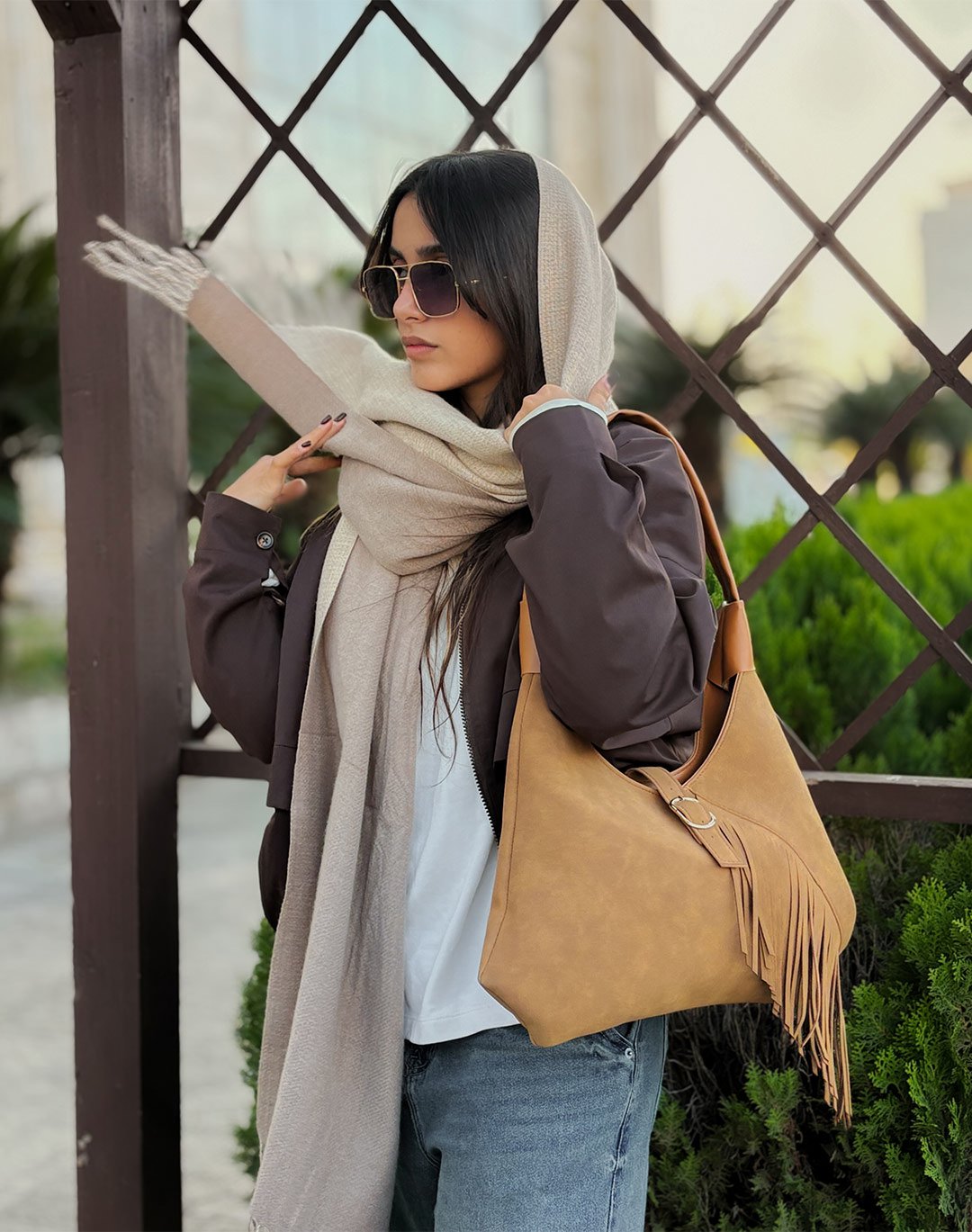 119259 زنانه ریش ریش