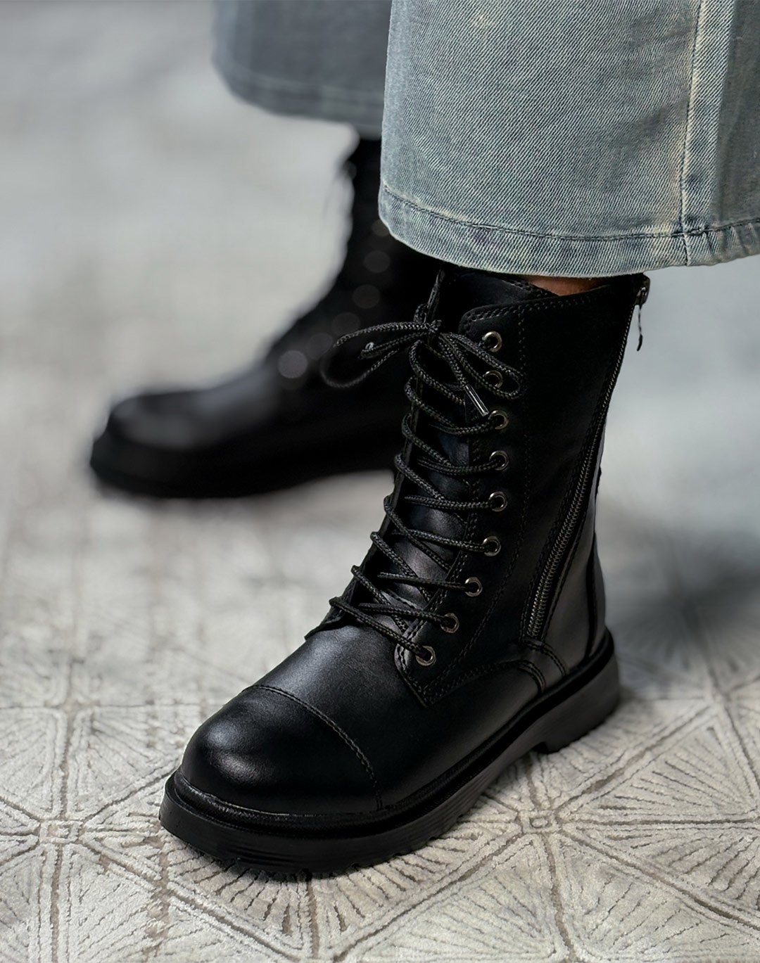 نیم بوت برت زیپ کج