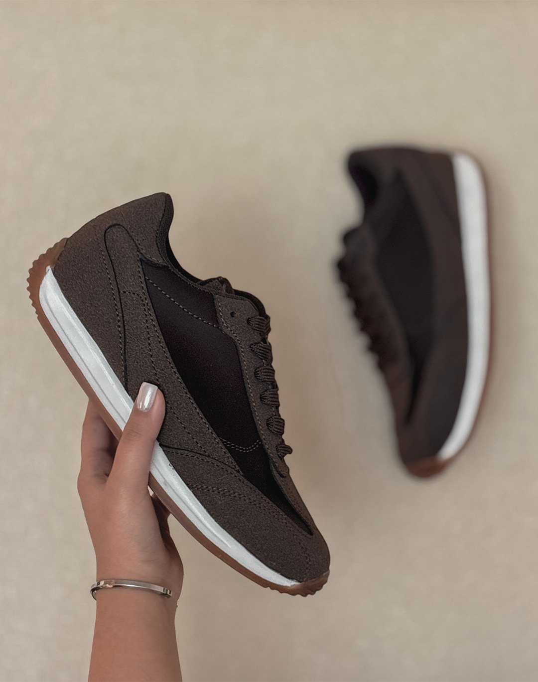 کتونی بنفیکا هانا