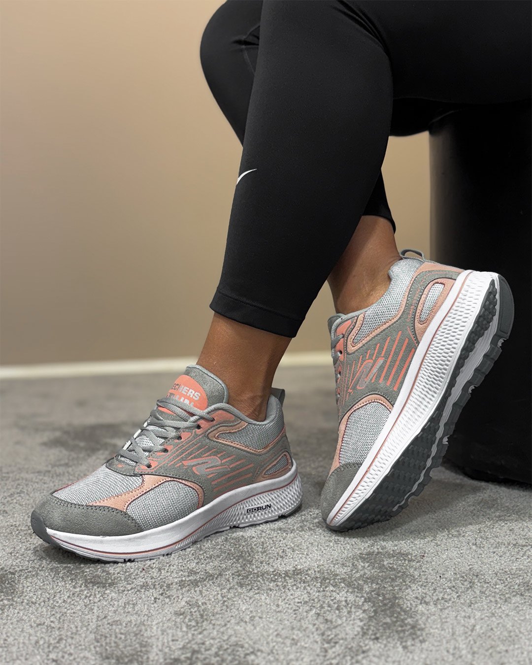 اسکیچرز گوران 246