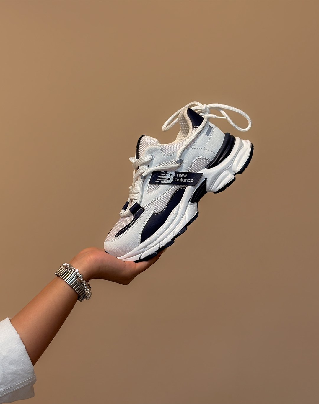 کتونی نیوبالانس تیام