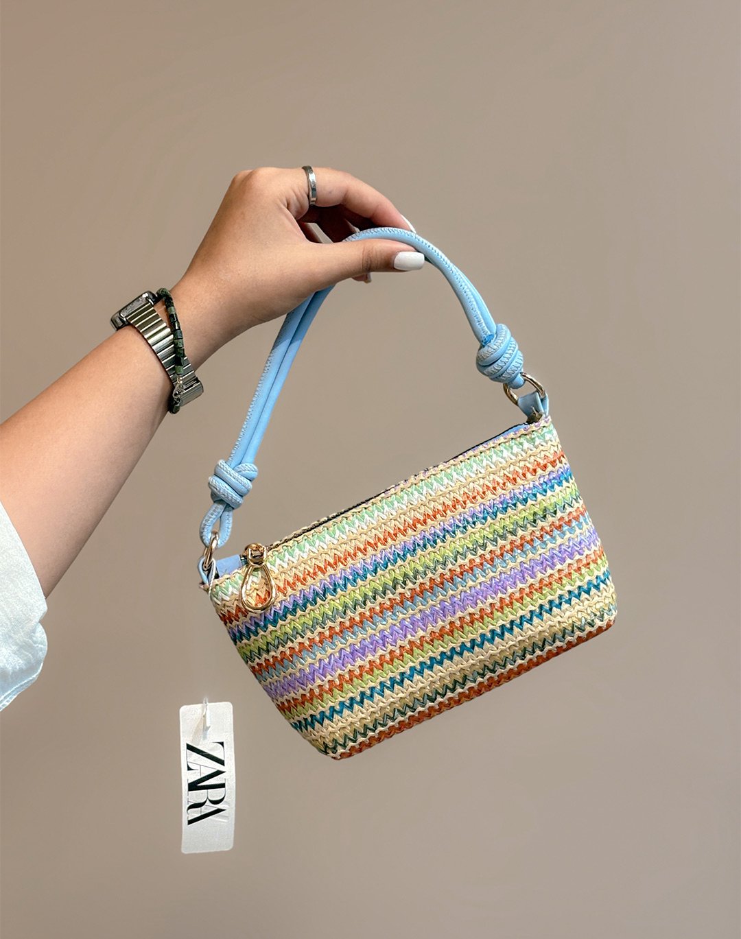 117546 زارا رنگین کمانی