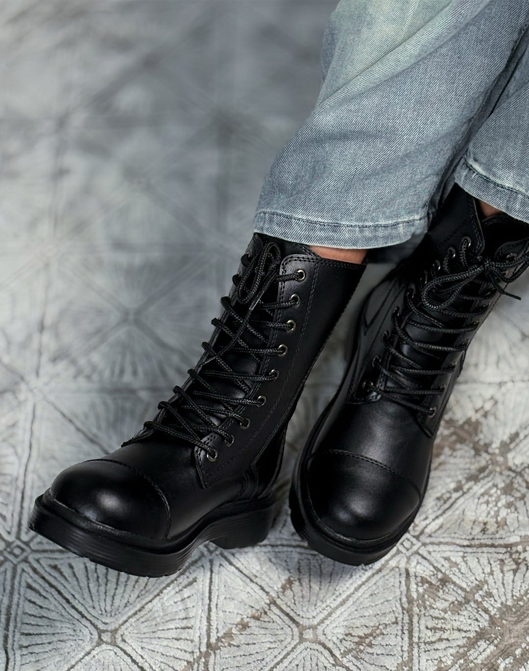 نیم بوت برت زیپ کج