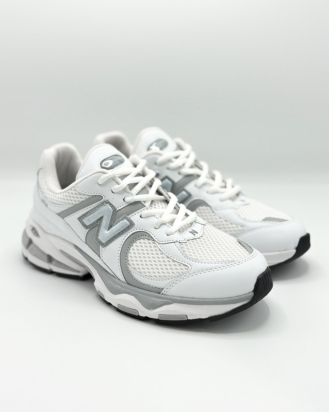 نیوبالانس 2002 R