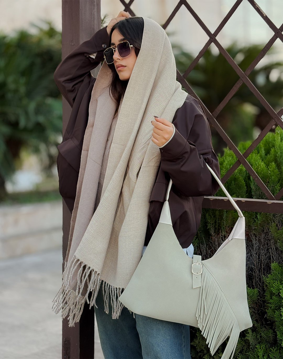 119259 زنانه ریش ریش