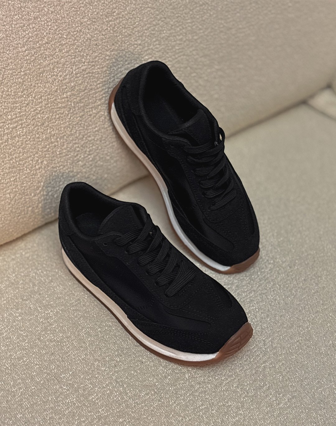 کتونی بنفیکا هانا