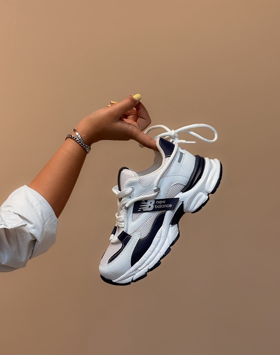 کتونی نیوبالانس تیام